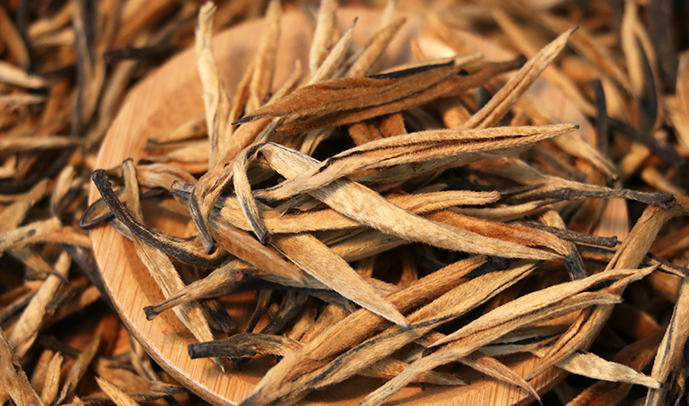 贵州烟丝的现代转型：科技复刻的山地风味