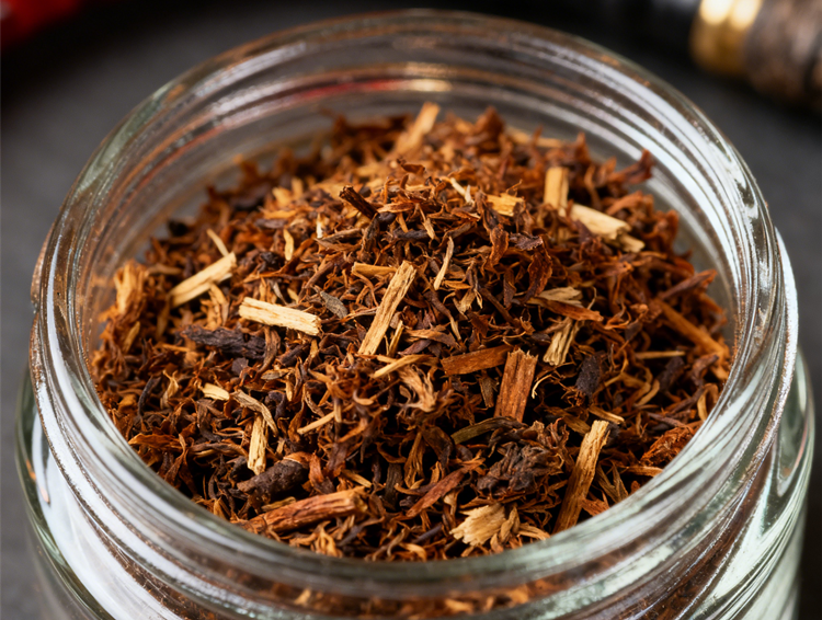 如何快速判断水烟丝的含水率是否合适？